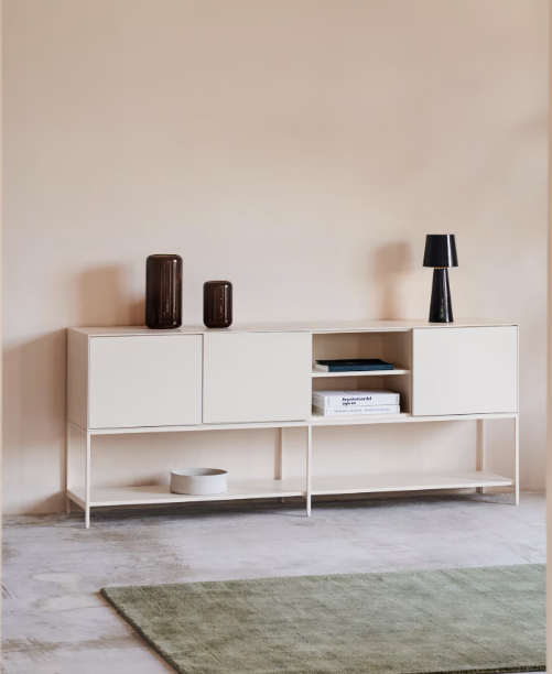 kave home favourite products, showroom Milan, dinning room, neoblíbenější produkty, nadčasový interiér, Zdroj: kavehome.com