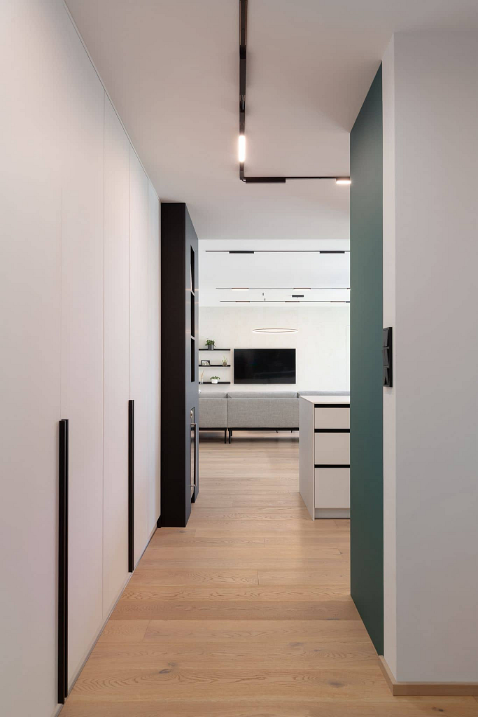 Interiér rodinného domu s odvážnou zelenou, Architektiv, Ivana Volková, Ivana Složilová, realizace interiéru Ostrava, barevný interiér rodinného domu